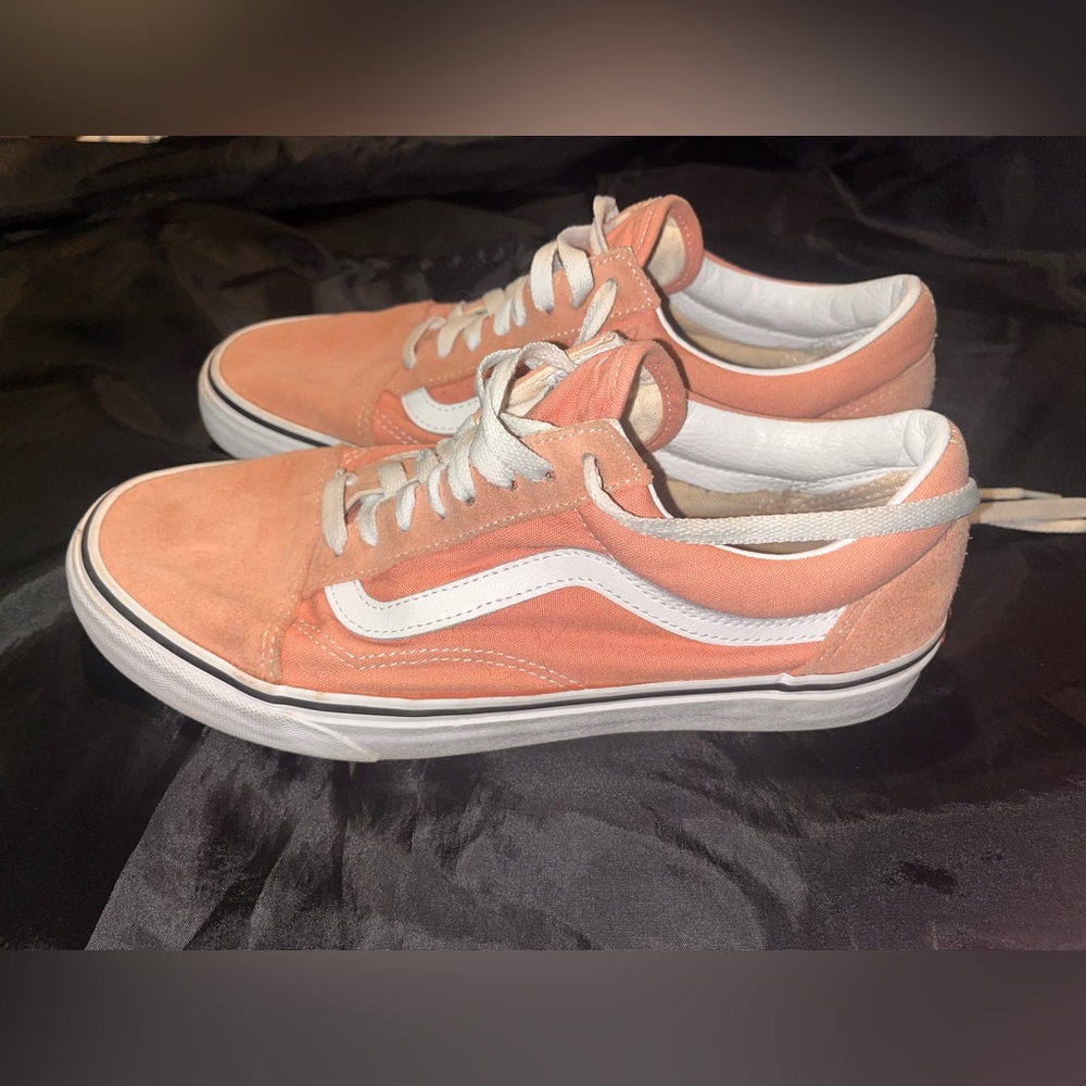 Vans Old Skool Shoes Sneakers Withered
Rose Low Skate - Womens 10, Men’s 8.5